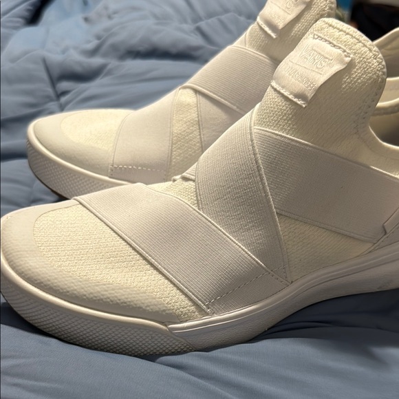 Vans All-White Elastic Slip-On Shoes - Picture 2 of 5